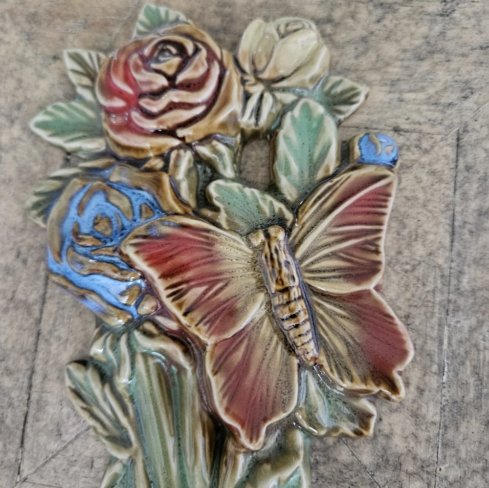 Butterfly 🦋 Floral Decoration! - Picture 2 of 8